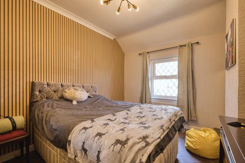 3 bedroom bungalow for sale, Cliftonville Avenue, Ramsgate, Kent, CT12