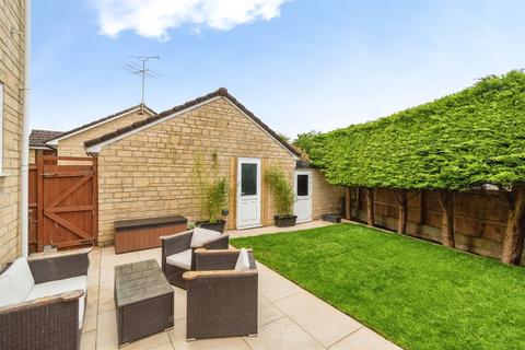 3 bedroom semi-detached house for sale, Dummer Way, Chippenham