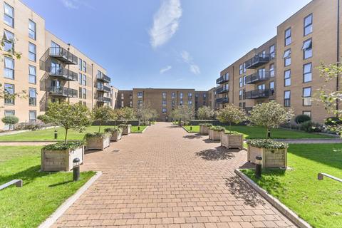2 bedroom flat for sale, Lambourne House, Apple Yard, Anerley, London, SE20