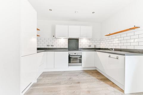 2 bedroom flat for sale, Lambourne House, Apple Yard, Anerley, London, SE20