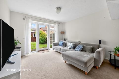 2 bedroom terraced house for sale, Wordsworth Mead, REDHILL