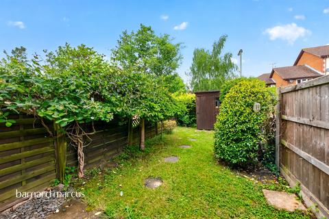 2 bedroom terraced house for sale, Wordsworth Mead, REDHILL