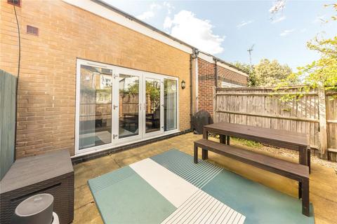 2 bedroom terraced house to rent, Garratt Terrace, London SW17