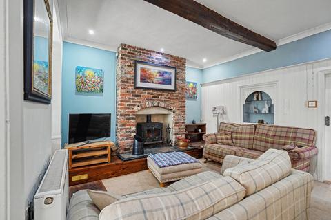 3 bedroom detached house for sale, Pontefract Road, Ackworth, WF7
