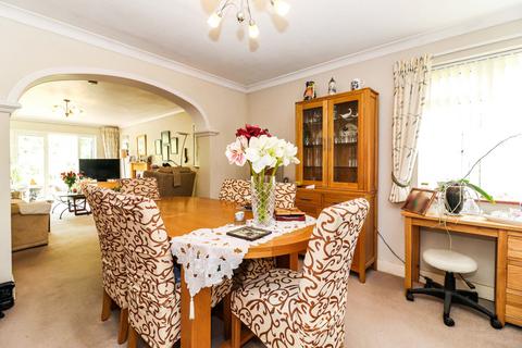 3 bedroom bungalow for sale, Park Lane, Hazlemere, Buckinghamshire, HP15