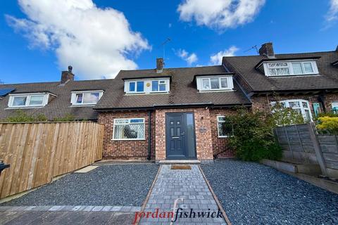 2 bedroom terraced house for sale, Sandgate Road, Macclesfield
