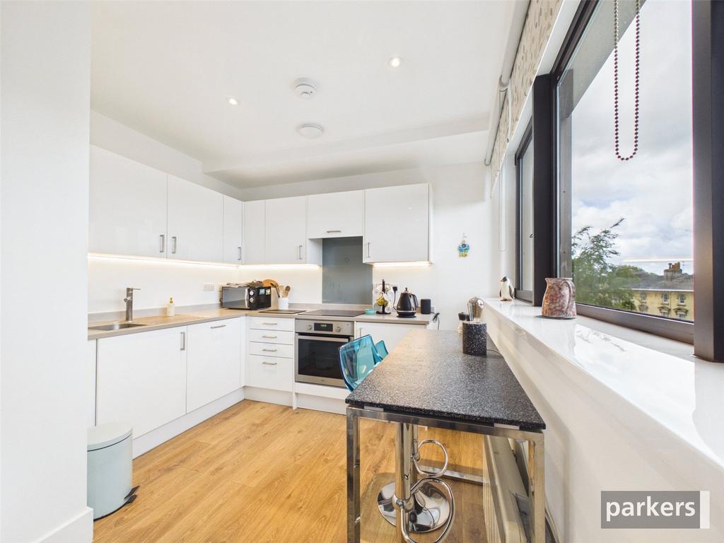 Apartment in Reading, Katesgrove, Newtown - View 2