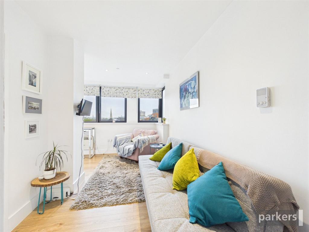 Apartment in Reading, Katesgrove, Newtown - View 5