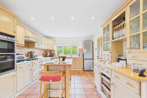 4 bedroom detached house for sale, Covert Rise, Tattenhall, CH3