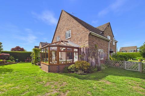 4 bedroom detached house for sale, Covert Rise, Tattenhall, CH3