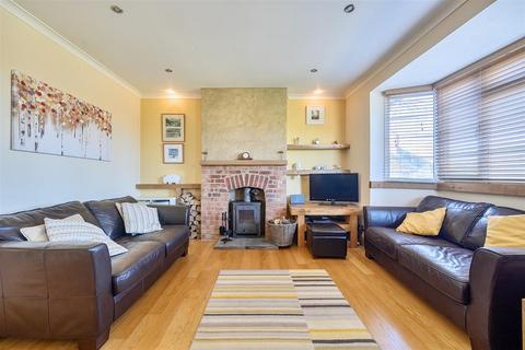 undefined, Chisenbury Court, East Chisenbury SN9