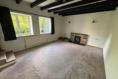 2 bedroom detached house to rent, Illand