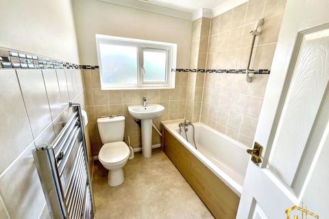 3 bedroom semi-detached house for sale, Filsham Drive, Bexhill-on-Sea, TN40