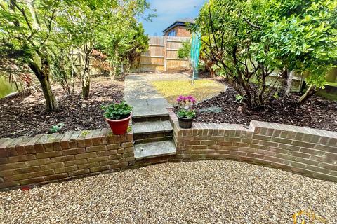 3 bedroom semi-detached house for sale, Filsham Drive, Bexhill-on-Sea, TN40
