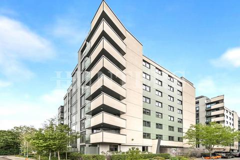 undefined, Lapwing Heights, London, N17