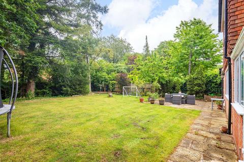 4 bedroom detached house for sale, Greatford Drive, Guildford, Surrey, GU1