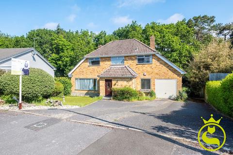 3 bedroom detached house for sale, Hurst Hill, Poole BH14