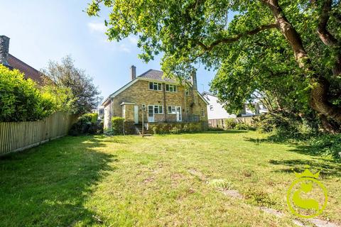 3 bedroom detached house for sale, Hurst Hill, Poole BH14