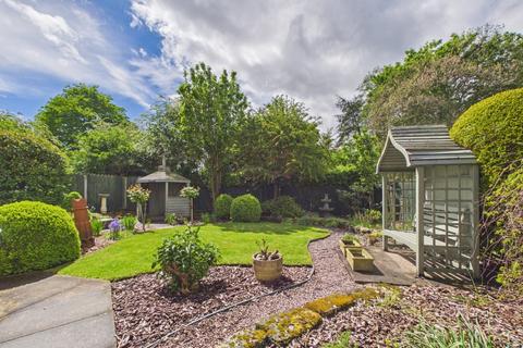2 bedroom detached bungalow for sale, Kings Meadow, Driffield, YO25 5FB