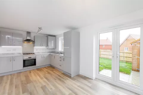 3 bedroom detached house to rent – pohled 2