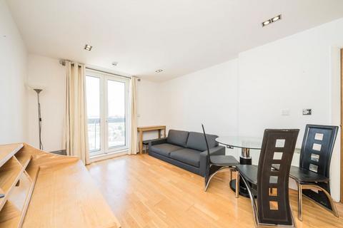 1 bedroom flat to rent, Limeharbour, London E14