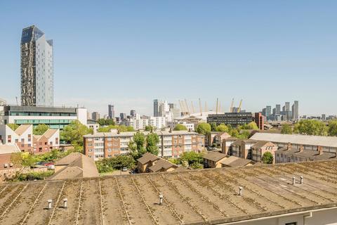 1 bedroom flat to rent, Limeharbour, London E14