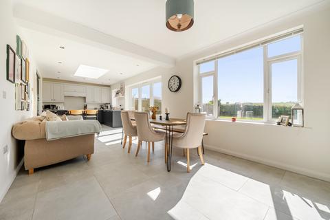 4 bedroom house for sale, Cannon Court Road, Maidenhead, SL6
