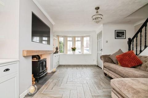3 bedroom detached house for sale, Dixon Close, TIPTON, DY4 7NL