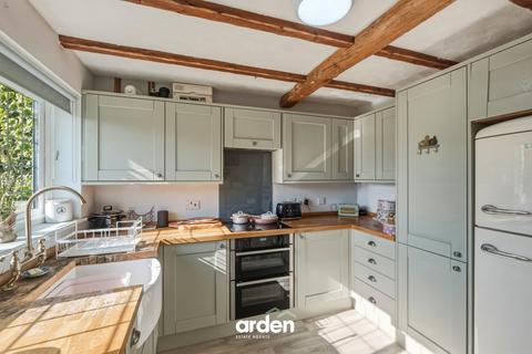 2 bedroom semi-detached house for sale, Greenhill Lane, Hallow, WR2