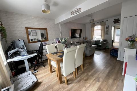 2 bedroom terraced house for sale, Caroline Street, Llanelli