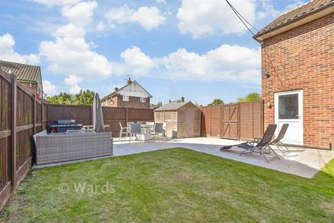 undefined, Greenside, Ashford TN26