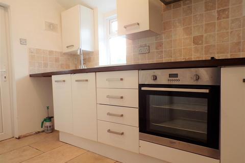 1 bedroom flat to rent, Flat 3, 14 Courtland Place