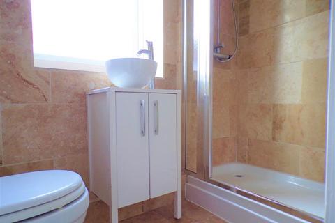 1 bedroom flat to rent, Flat 3, 14 Courtland Place
