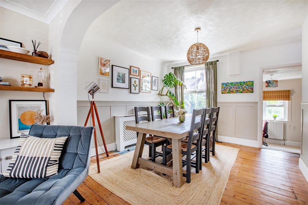 House in Brighton, Hollingdean - More