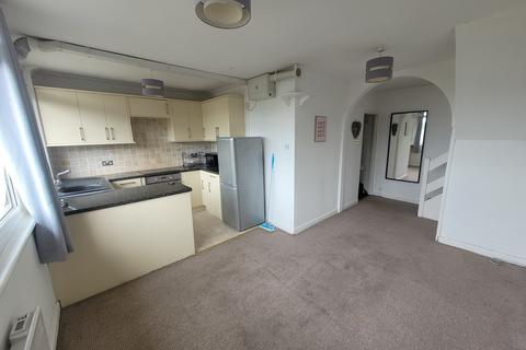 1 bedroom flat to rent, Farnham Road, Slough, SL2