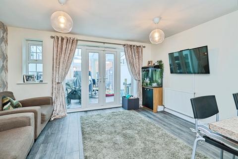 3 bedroom townhouse for sale, Bloomfield Road, Tipton