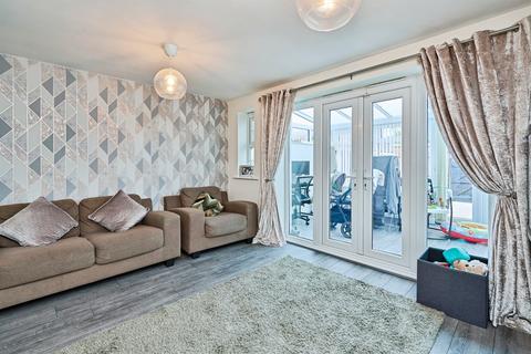 3 bedroom townhouse for sale, Bloomfield Road, Tipton