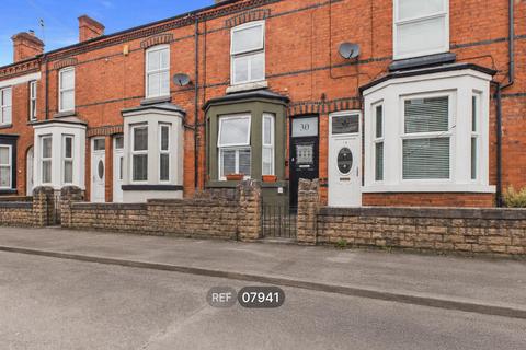 3 bedroom terraced house to rent, Nottingham NG5