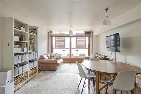 2 bedroom apartment for sale, Frobisher Crescent, Barbican, London, EC2Y
