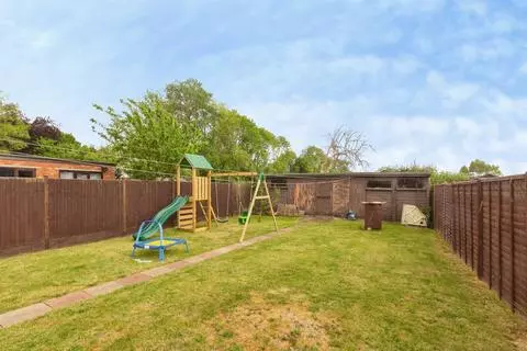 4 bedroom semi-detached house for sale – pohled 4