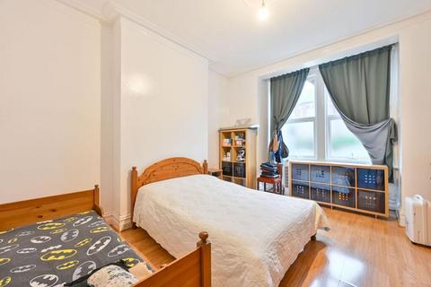 2 bedroom apartment for sale, Linacre Road, London
