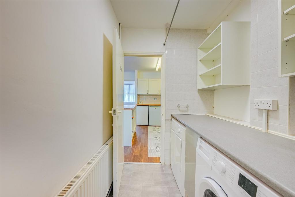 Utility room, utility