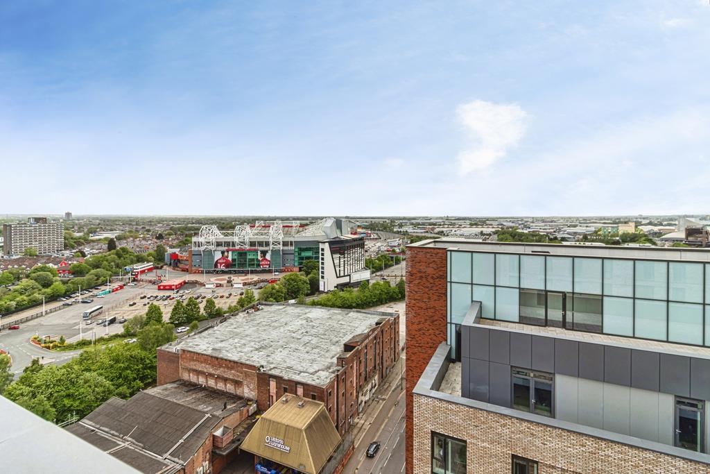 Apartment in Trafford, Wharfside - More