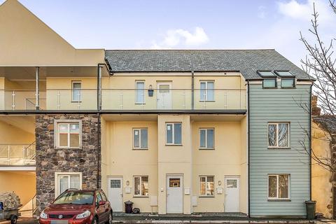 3 bedroom flat to rent, Chapel Walk Mews North Parade, Cornwall TR14
