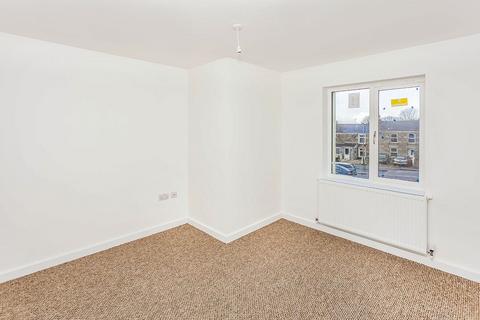 3 bedroom flat to rent, Chapel Walk Mews North Parade, Cornwall TR14