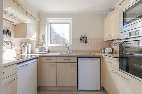 2 bedroom flat for sale, Wright Court, London Road, Nantwich, CW5 6SE