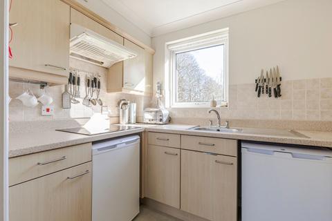 2 bedroom flat for sale, Wright Court, London Road, Nantwich, CW5 6SE