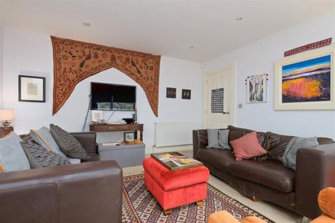 4 bedroom semi-detached house for sale, Strathallan Bank, Forgandenny, Perth