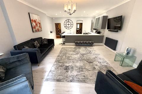 2 bedroom apartment for sale, Gervis Road, Bournemouth BH1