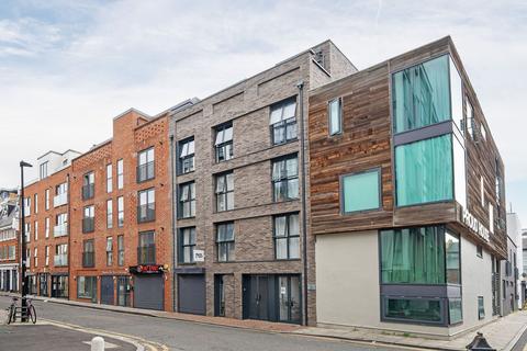 Umberston Street, Aldgate, LONDON, E1